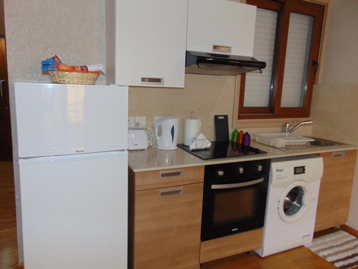 Ithaki Phinikoudes Apartment No. 207 Larnaca Room photo