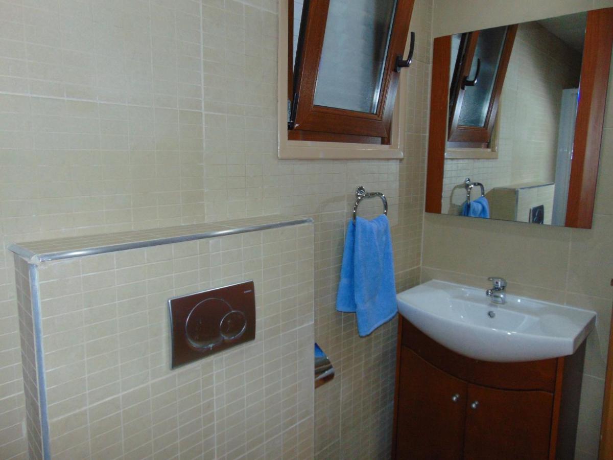 Ithaki Phinikoudes Apartment No. 207 Larnaca Room photo